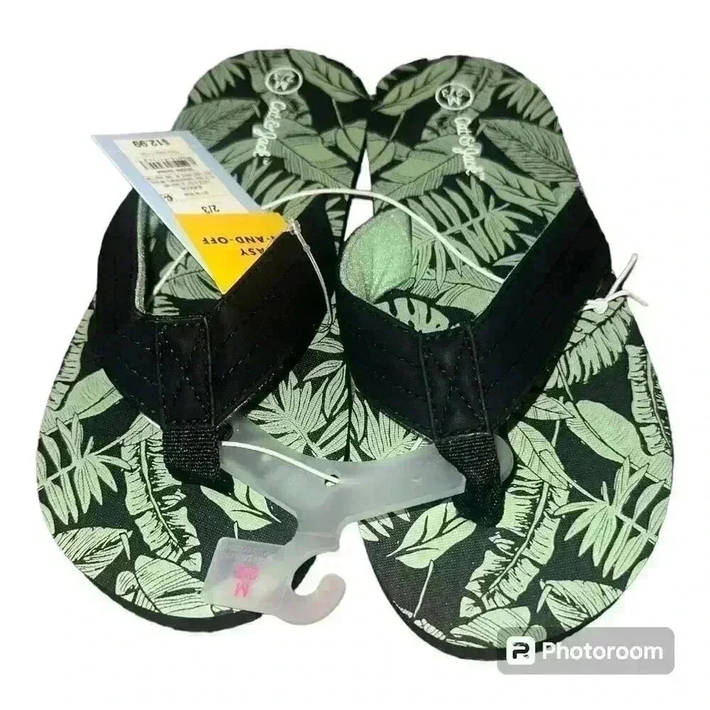 Cat & Jack Boys Flip Flops, Size 2/3